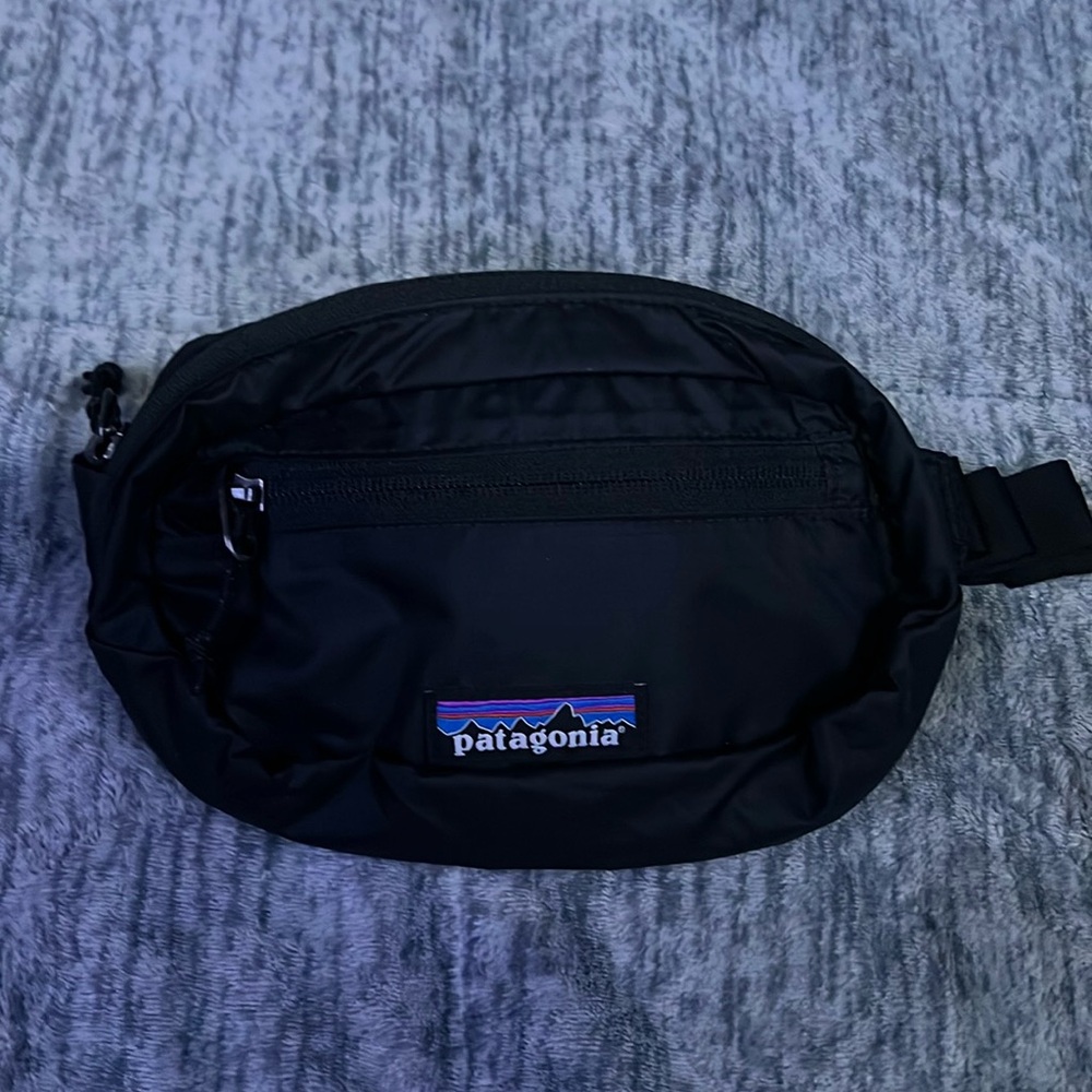 Patagonia ultralight black hole hip pack. Black Waist Bag